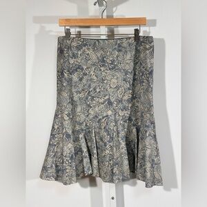 CHAPS Denim Floral Jacquard Ruffle Hem Skirt – M (Americana cottagecore)